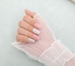 KL00024 Dreamy interweaving of powder blue and gold lines