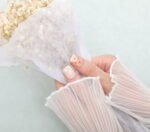 KL00026 Playful cat with elegant gold leaf - Image 2